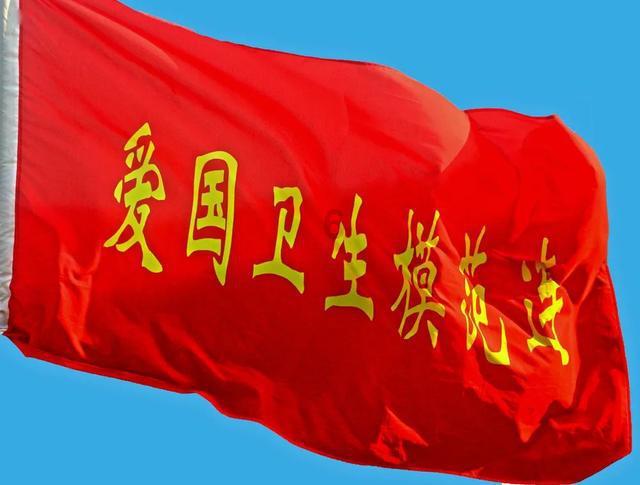 《进击的巨人》神细节:动画组用这幅图整整10年